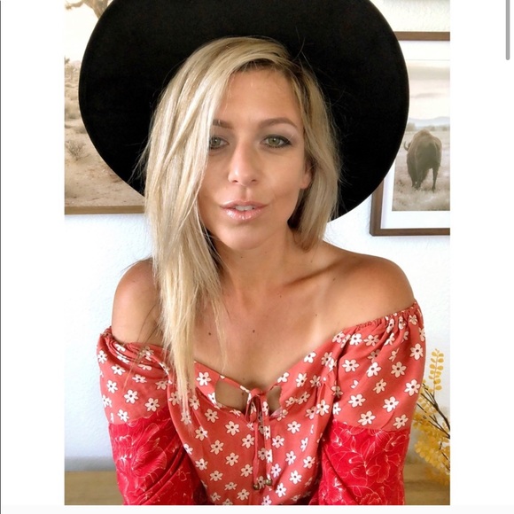 New! Clearance 🔥 Desert Red Boho Off theShoulders Ruffle Dress - Picture 7 of 15